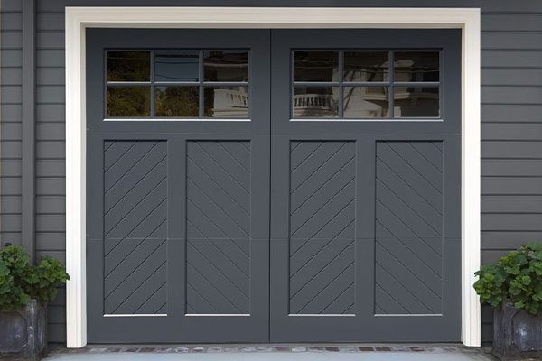 Garage Door Installation Company near me in Marthas Vineyard 05